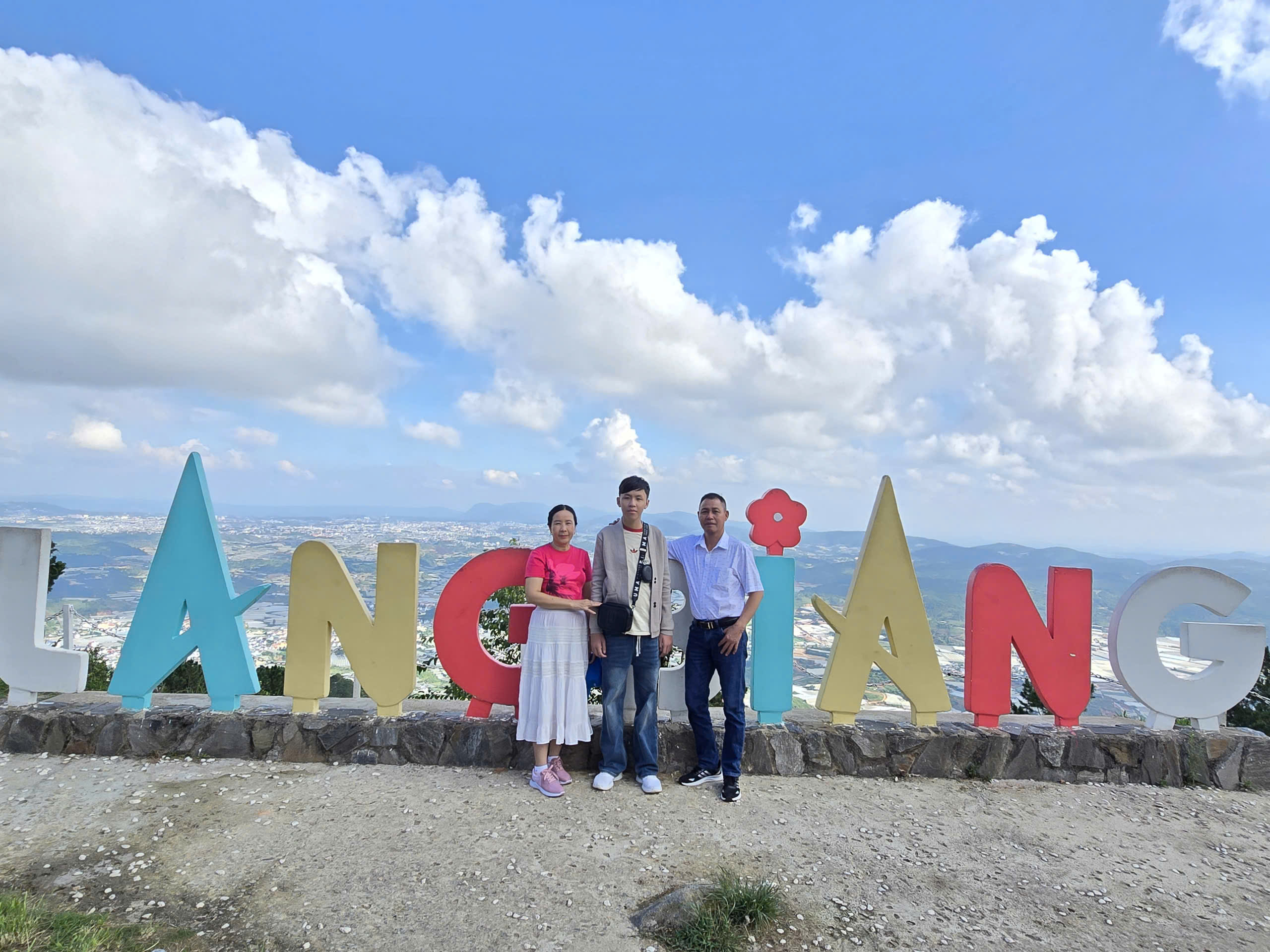 Quỹ Tín Dụng Phong Hòa - Hành Trình Khám Phá Đà Lạt Cùng World Travel